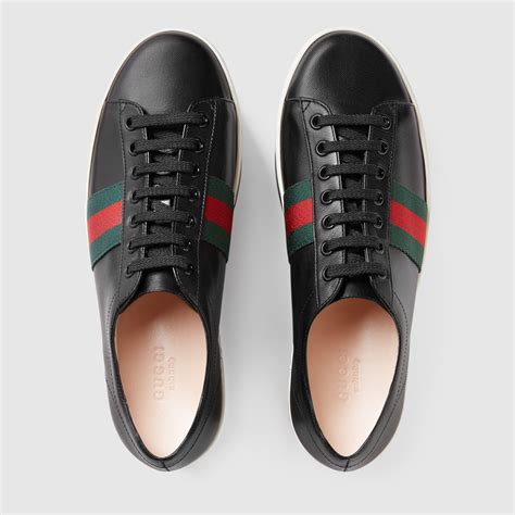 Women's Gucci Shoes .